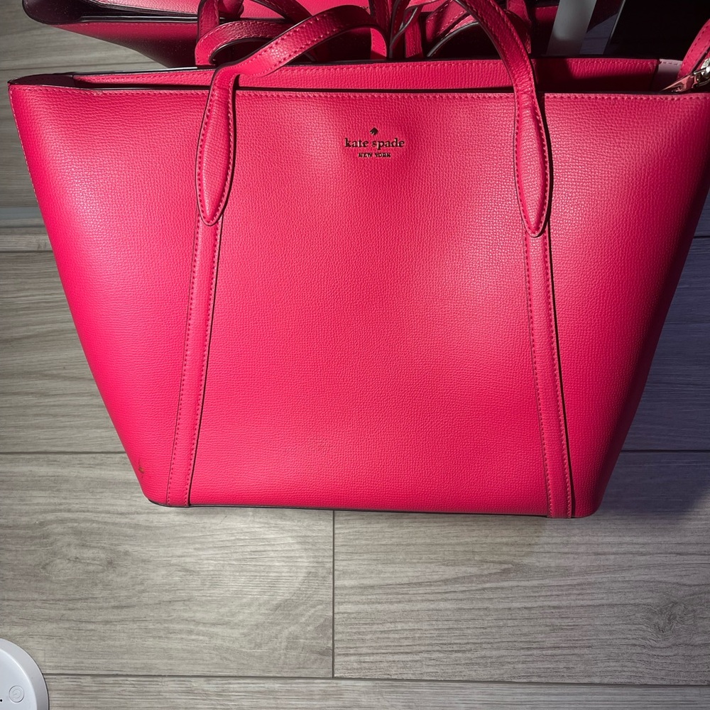 Kate Spade Pink Leather Tote with Sleek Design